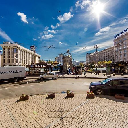 Two-Room Apartments On Maidan Nezavisimosti كييف المظهر الخارجي الصورة